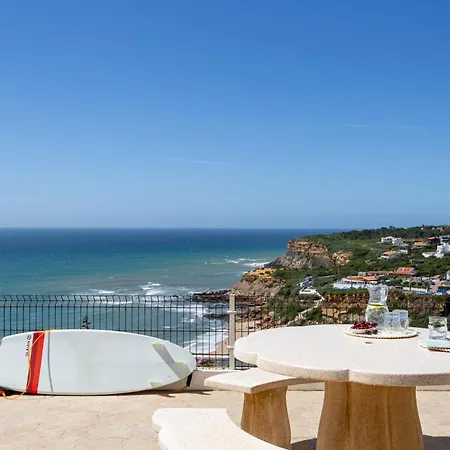 Altido Exceptional 3-Bed Beach Home W/ Terrace Apartamento