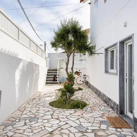 Altido Exceptional 3-Bed Beach Home W/ Terrace Santo Isidoro