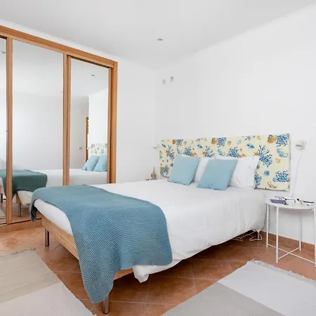 Altido Exceptional 3-Bed Beach Home W/ Terrace Santo Isidoro