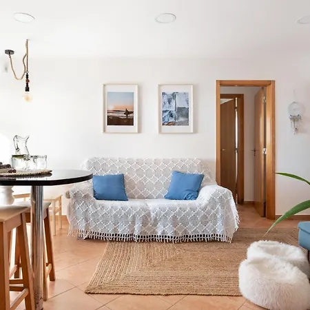 Altido Exceptional 3-Bed Beach Home W/ Terrace Apartamento *