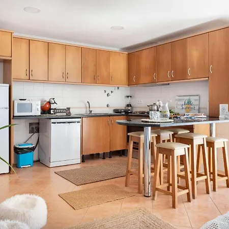 Altido Exceptional 3-Bed Beach Home W/ Terrace
