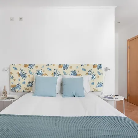 Altido Exceptional 3-Bed Beach Home W/ Terrace Apartamento *